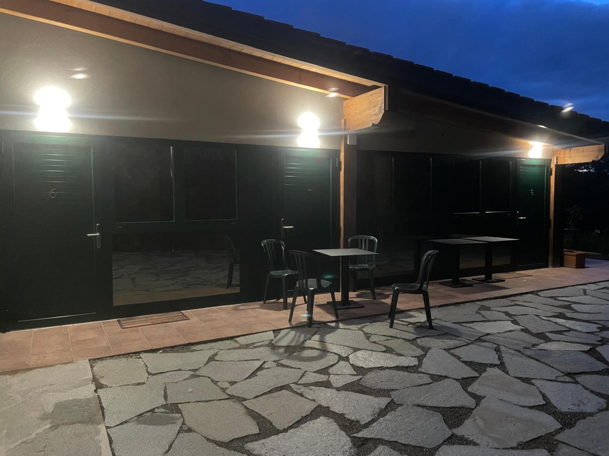 Locanda Dell'Oca Bianca Como Exteriör bild